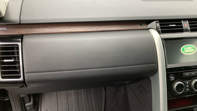 Land Rover Discovery 3.0 SDV6 HSE Luxury 5dr Auto Diesel Station Wagon